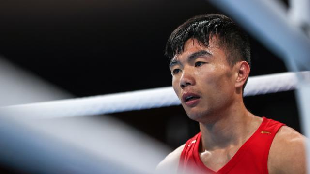 bwin必赢亚洲最新地址-视网膜两次脱落 胡建关靠毅力站在东奥拳击赛场